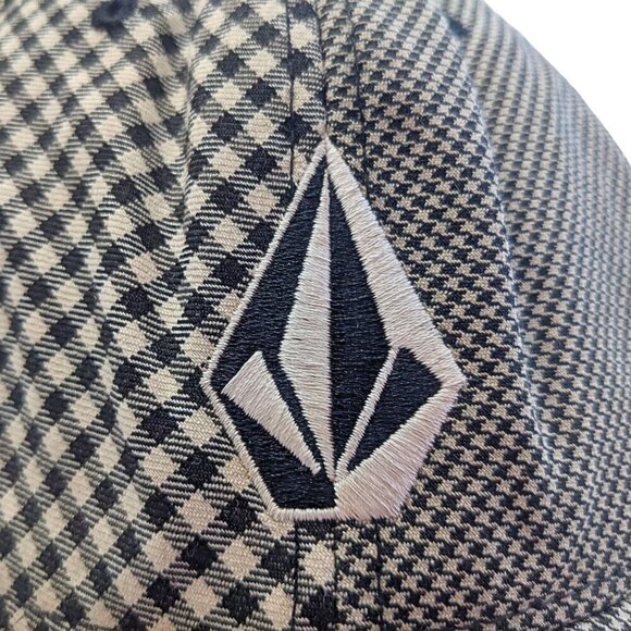 Vtg Y2K VOLCOM Suited Stone 50% Wool Mixed Houndstooth Flexfit Skater Hat Sz S/M - Picture 2 of 8